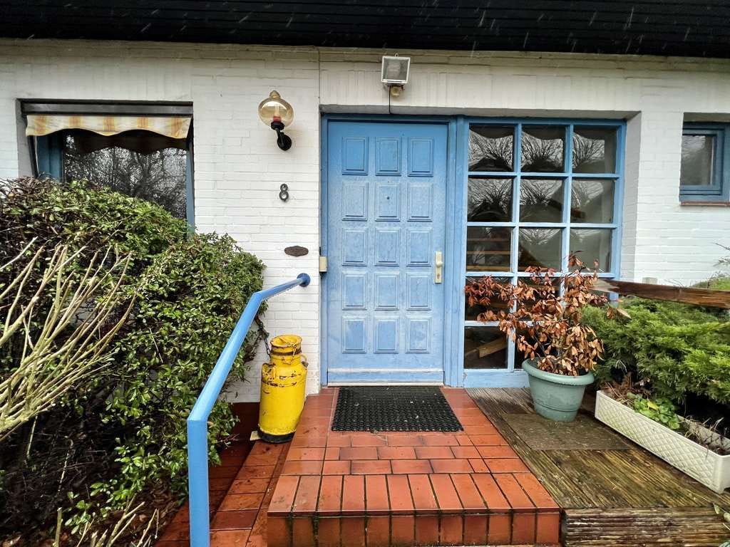 Immobilie in Hartenholm - Modernes Familienidyll in Hartenholm – Hochwertige DHH mit Garten, Doppelcarport & Traumküche - Bild 2