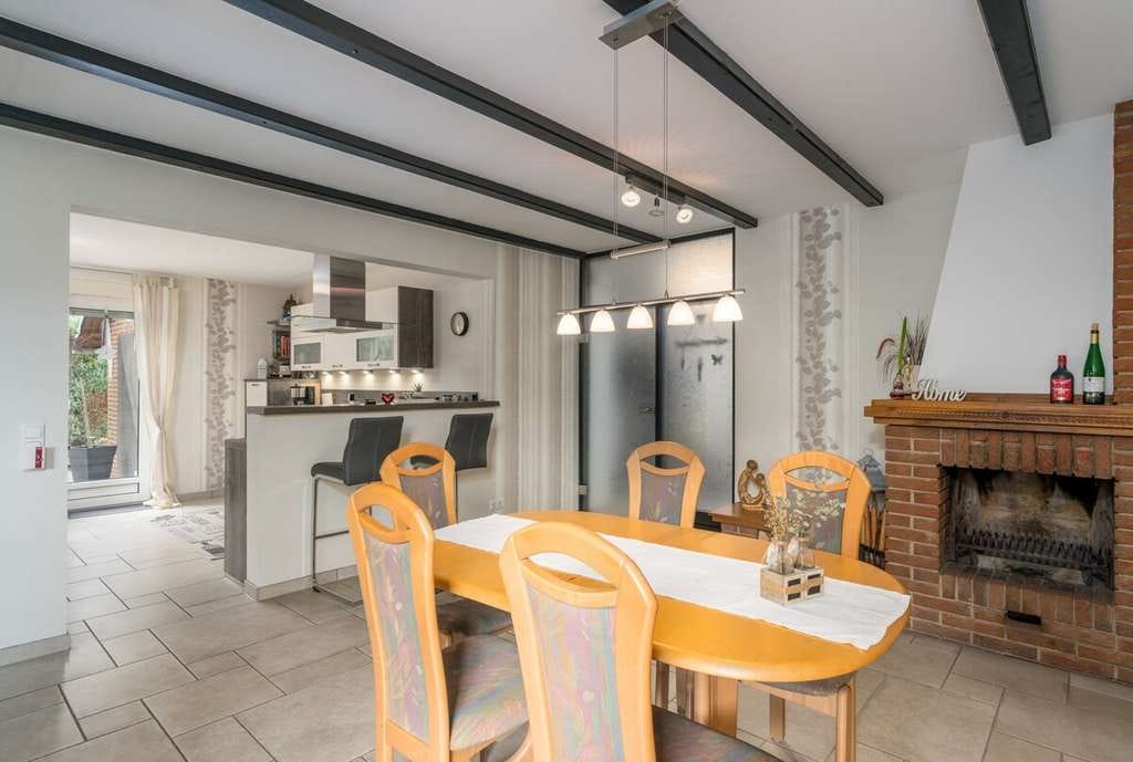 Immobilie in Hipstedt - Hipstedt | Großzügiges Architektenhaus mit Kamin, Garten und viel Platz für die Familie - Bild 3