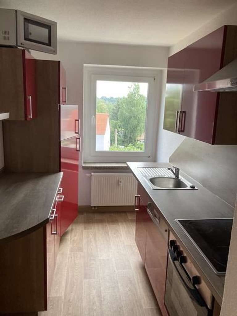 Immobilie in Gersdorf - Vermietete 3-Zimmer mit Einbauküche und Wannenbad in ruhiger Lage! - Bild 1