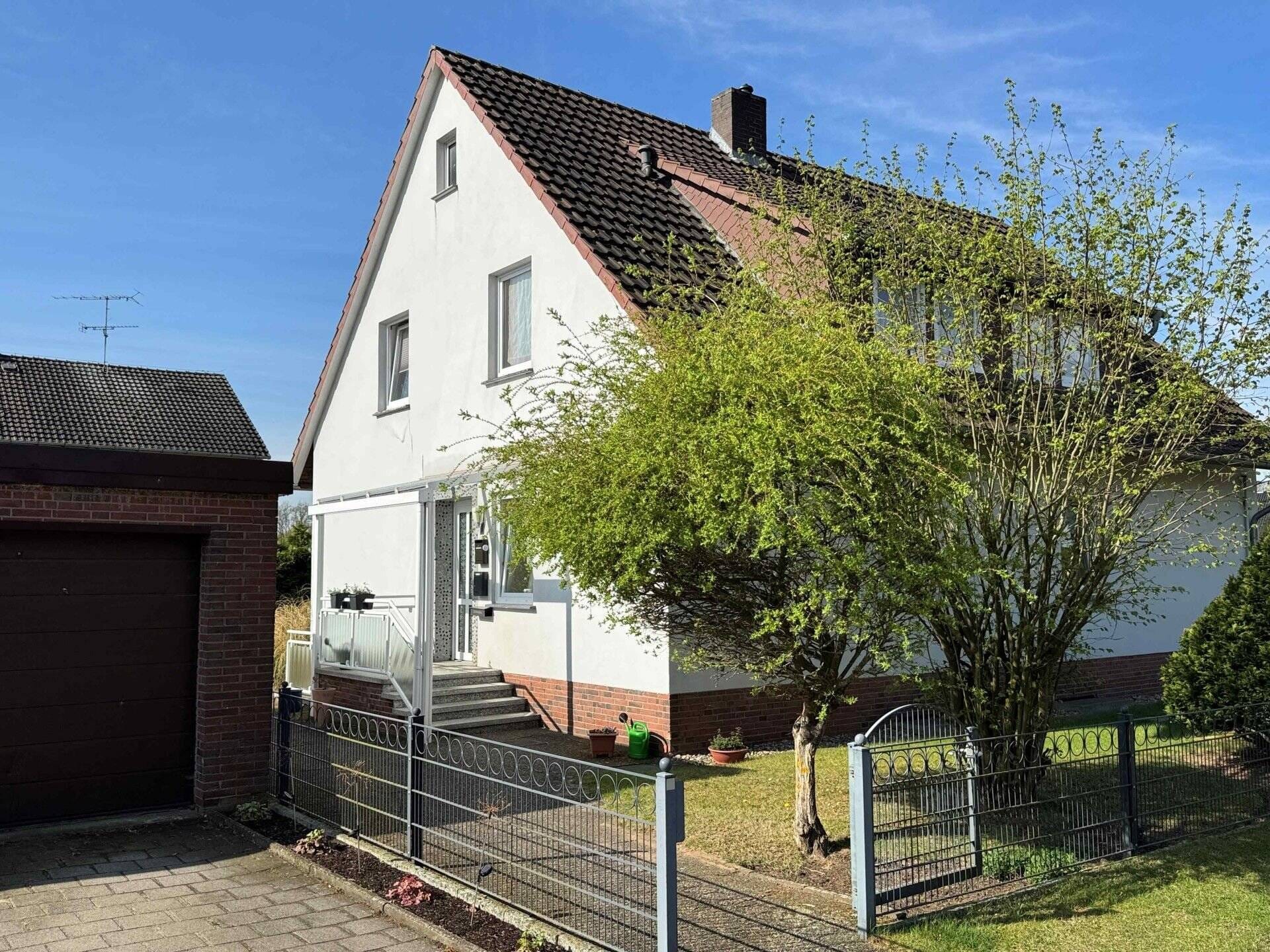 Immobilie in Rohrsen - Von Ihrem IMMO.PARTNER: Interessantes Zweifamilienhaus in ruhiger Lage - Bild 3