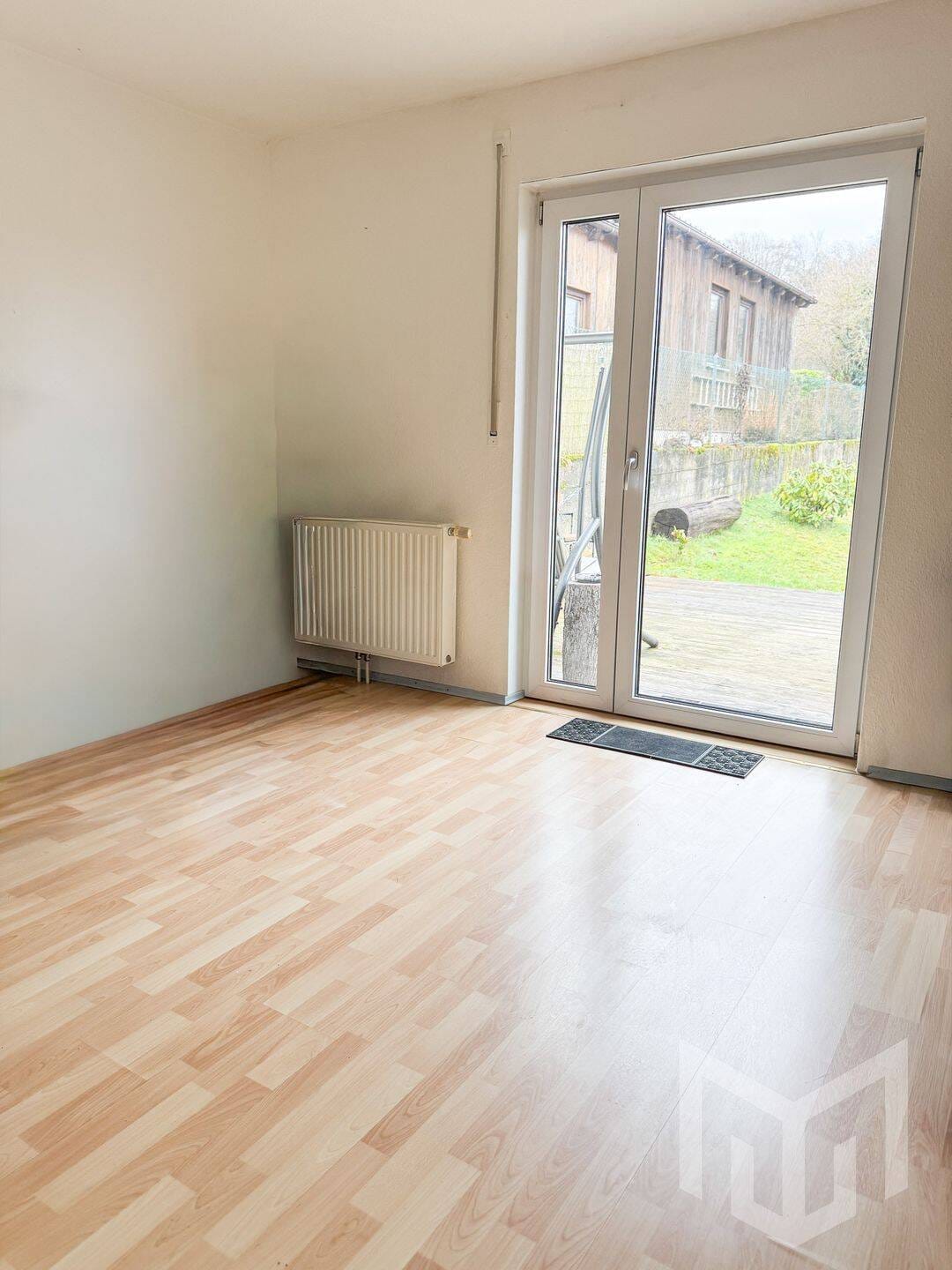 Immobilie in Bischbrunn - Grünes Wohnglück in Bischbrunn - EFH mit Einliegerwohnung und Garten - Bild 4