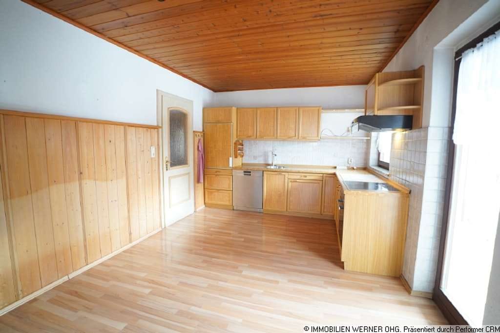 Immobilie in Feldkirchen-Westerham - ***Perfekt für 2-Generationen-Wohnen * Gute Lage! * ZFH ähnl. DH mit großzügigem Grundstück*** - Bild 4
