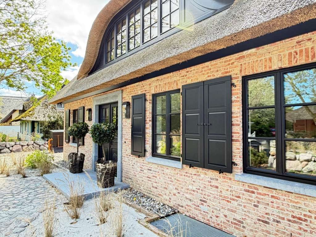 Immobilie in Ahrenshoop - Meeresrauschen inklusive: TRAUMHAUS in erster Reihe von Ahrenshoop - Bild 3
