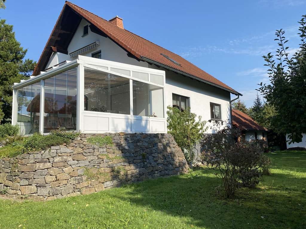 Immobilie in Augustusburg - Einfamilienhaus mit Einliegerwohnung (provisionsfrei vom Eigentümer). - Bild 1