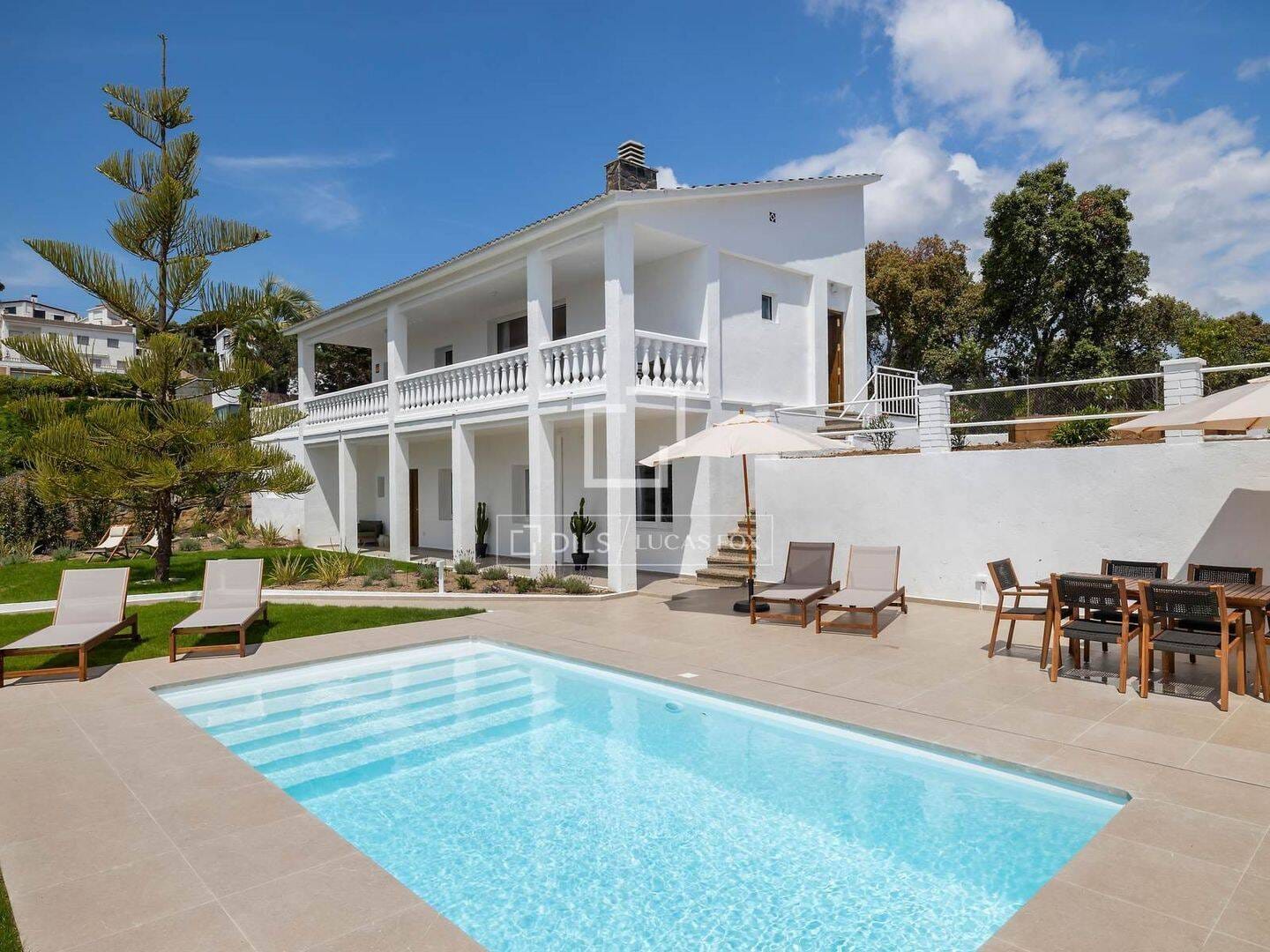 Immobilie in Waldenburg - Fantastische mediterrane Villa in erhöhter, privilegierter Lage mit Ausblick aufs Meer - Bild 1
