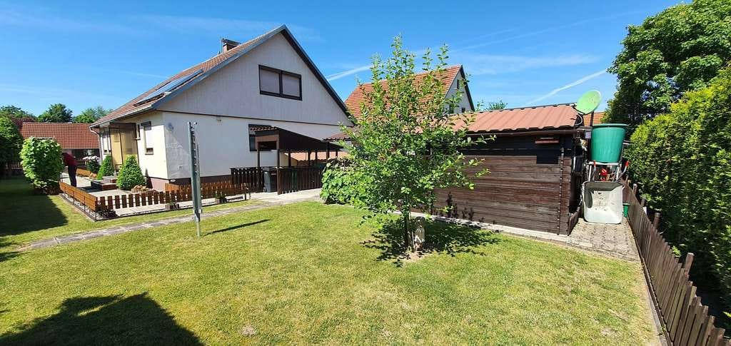 Immobilie in Wörnitz - Freistehendes Wohnhaus mit traumhaftem Garten und Wintergarten nahe der Autobahn - Bild 2