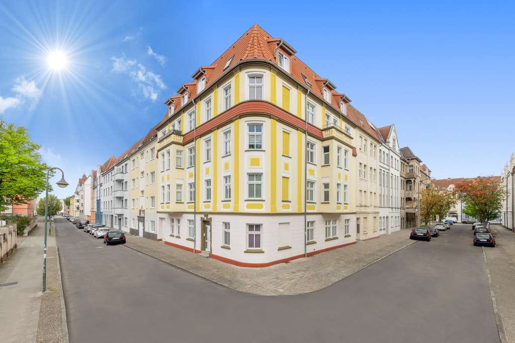 Immobilie in Wittenberge - Vermietete Dachgeschosswohnung in idealer Lage in Wittenberge zu verkaufen! - Bild 0