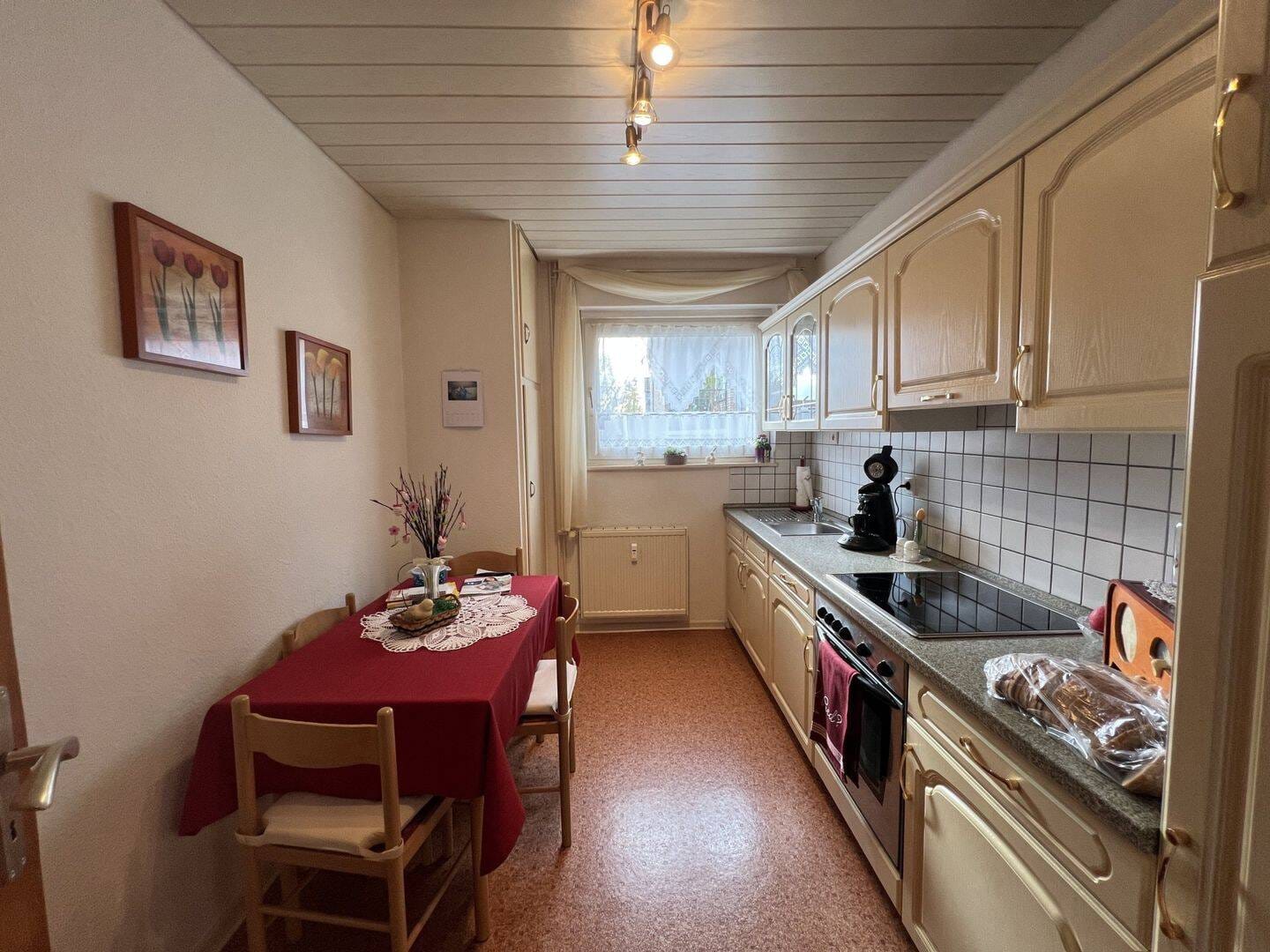 Immobilie in Linnich - Gepflegtes Mehrfamilienhaus in beliebter Wohnlage von 52441 Linnich - Bild 3