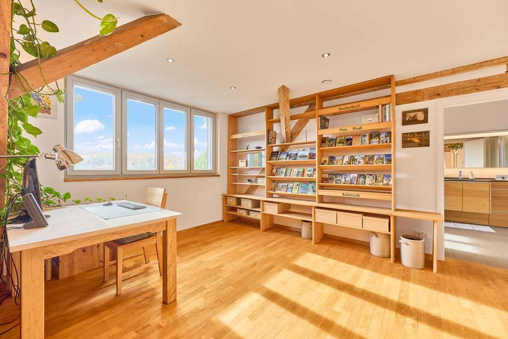 Immobilie in Fischbach bei Dahn - Energieeffiziente, vollmöblierte Dachgeschosswohnung mit Loggia! - Bild 4