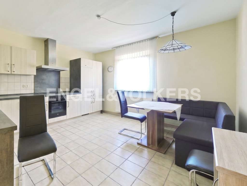 Immobilie in Hammelburg - Liebevoll modernisiertes Raumwunder mit 129 m² 5 Zimmern und schönem Garten nahe Hammelburg - Bild 1