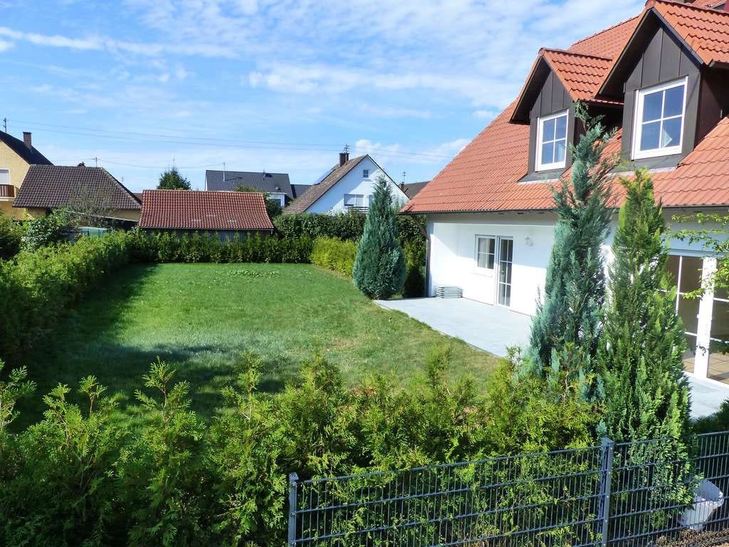 Immobilie in Holzheim - Nun noch Günstiger  Traum- Eigentumswohnung, EG, 5 Zimmer, 2 Bäder, Terrasse,  Garten, Einzelgarage, - Bild 0
