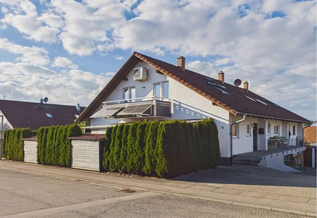 Immobilie in Meßkirch - Helles, modernes Familienhaus mit schönem Garten - Bild 0