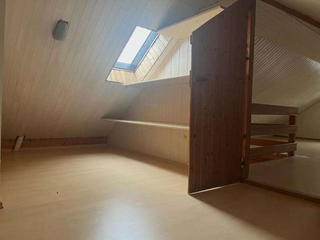 Immobilie in Nandlstadt - Geräumige 3,5-Zimmer-DG-Mais.-Wohnung mit Balkon - Bild 2
