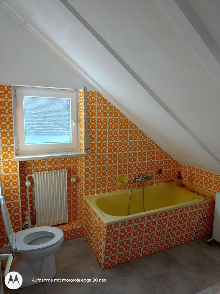 Immobilie in Adelshofen - Einfamilienhaus/ Einliegerwohnung, 5,5 Zimmer in Adelshofen - Bild 4