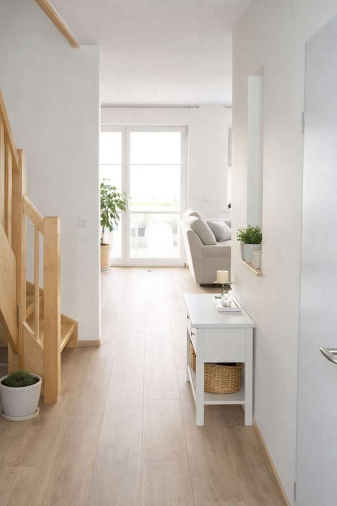 Immobilie in Elbe-Parey - Vermietete 4-Zi.-Maisonette mit Balkon & Stellplatz – solide Kapitalanlage in ruhiger Lage - Bild 2