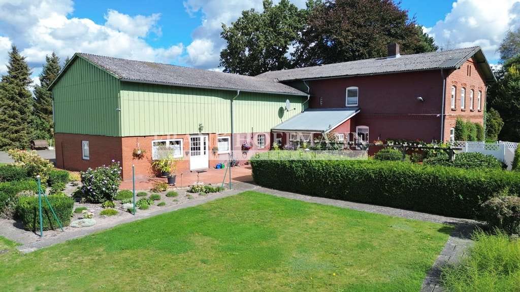 Immobilie in Hartenholm - Resthof mit Nebengebäuden und Erweiterungsmöglichkeiten in Hartenholm - Bild 1