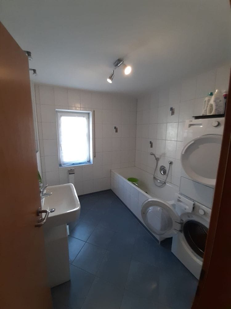 Immobilie in Thüngersheim - Einfamilienhaus mit Einliegerwohnung - Bild 4