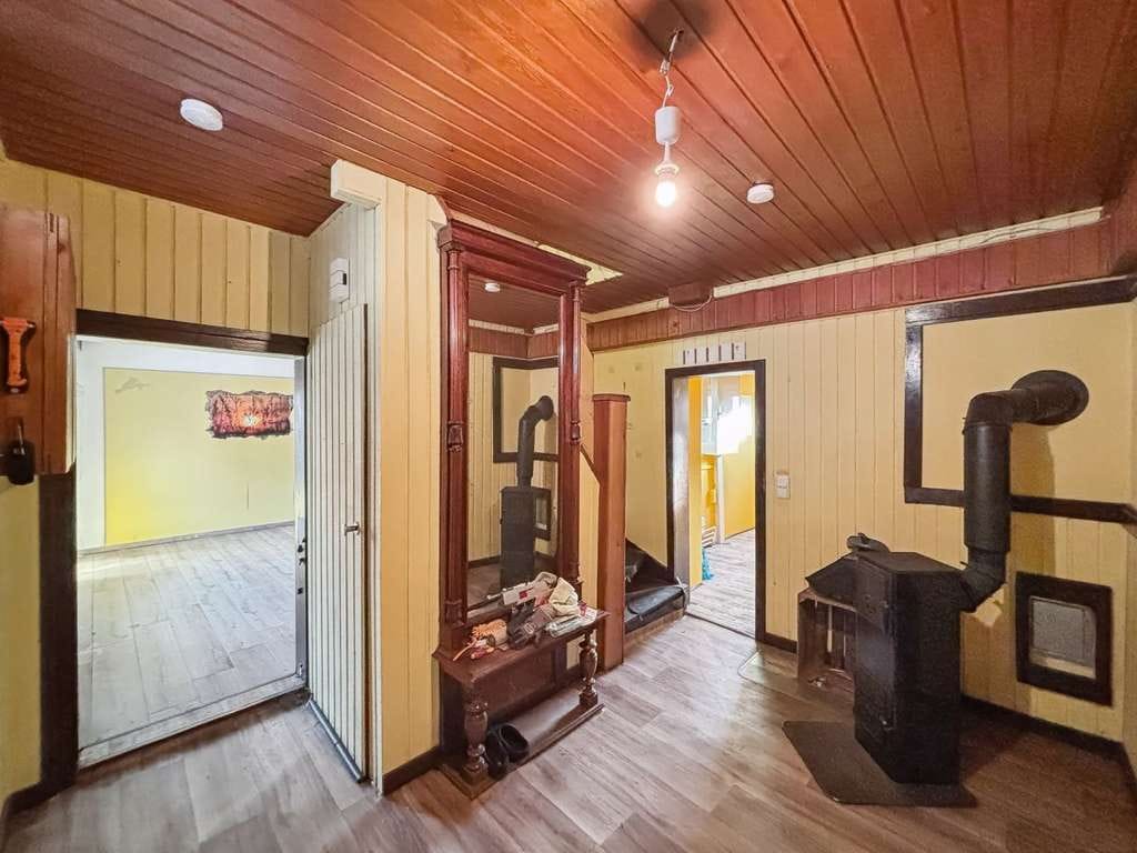 Immobilie in Niedere Börde - Groß Ammensleben - Charmantes Wohnhaus mit Galerie, Gewölbekeller und Nebengelass - Bild 2