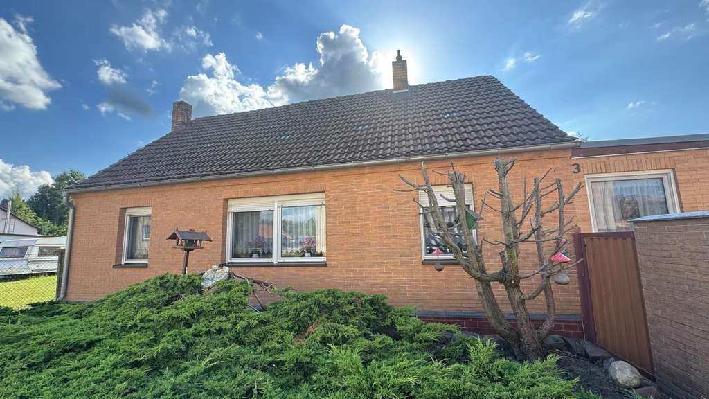 Immobilie in Premnitz - ruhig gelegenes Einfamilienhaus mit großem Garten in Döberitz zu verkaufen! - Bild 0