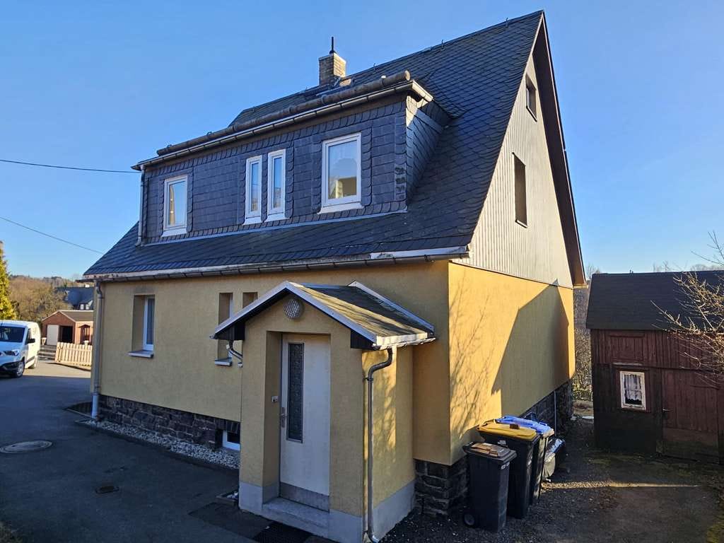 Immobilie in Seiffen/Erzgebirge - Gepflegtes Zweifamilienhaus in zentraler, ruhiger Lage im Kurort Seiffen - Bild 3