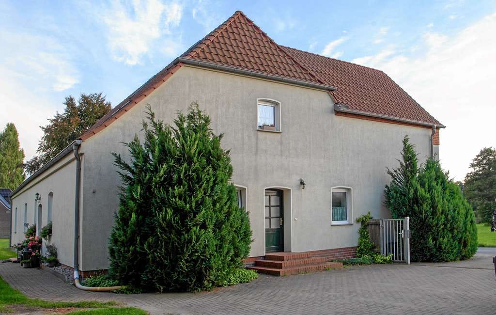 Immobilie in Mirow - Schönes, neu hergerichtetes Mehrfamilienhaus in Mirow mit Garten  - Bild 2