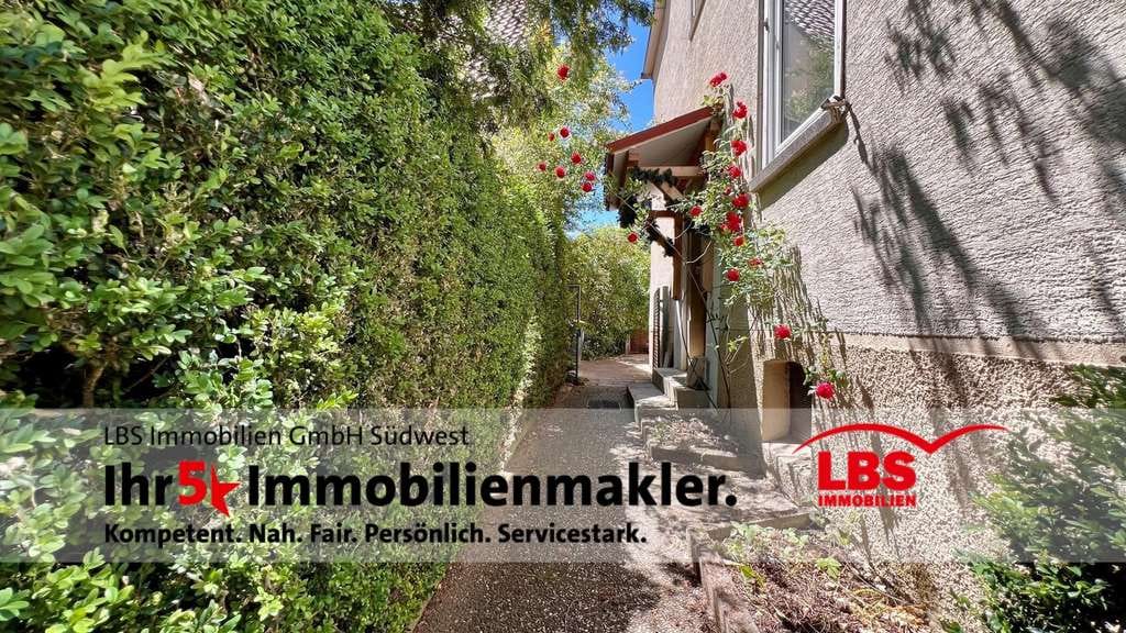 Immobilie in Dürbheim - MIT HANDWERKLICHEM GESCHICK ZU IHREM TRAUMHAUS
Charmantes Wohnhaus in Dürbheim mit Charakter - Bild 2