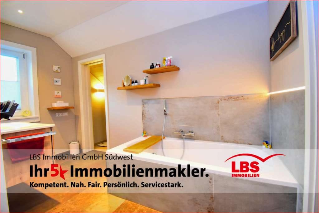 Immobilie in Eußerthal - #WaldrandOase 
#Design #Sternenhimmel 
#Traumhaus #Luxuriös 
#hochwertigeMöbelierung #bezugsfertig  - Bild 4