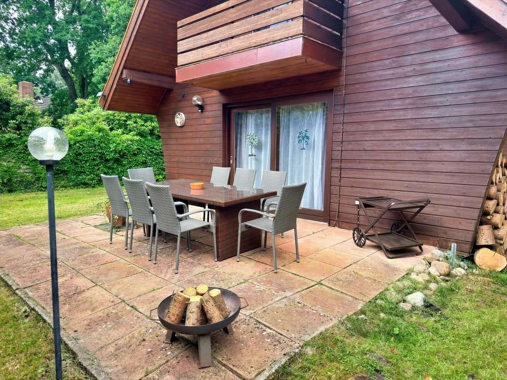 Immobilie in Westerstede - Den Sommer am eigenen Strand genießen - Gemütliches Ferienhaus am Badesee in Karlshof - Bild 4