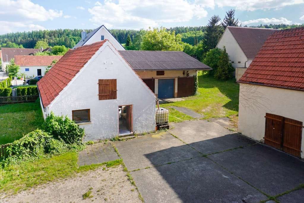 Immobilie in Möttingen - EFH mit Hof, Baupotenzial & Platz für Selbstversorgung - Bild 4