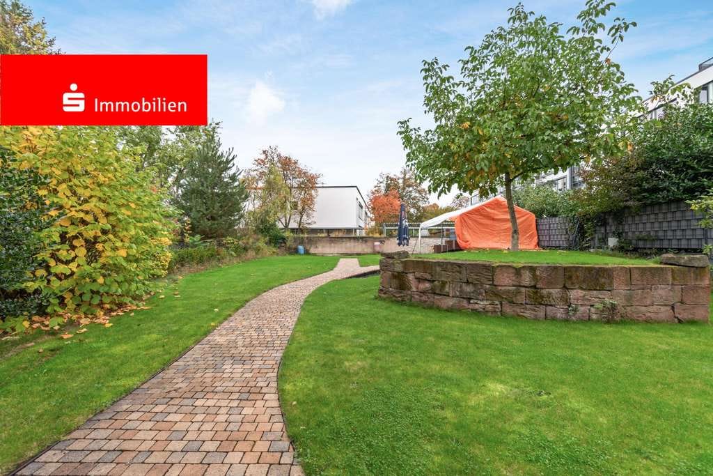 Immobilie in Dreieich - Großes 2-Familienhaus mit wunderschönem Garten in Sprendlingen - Bild 0