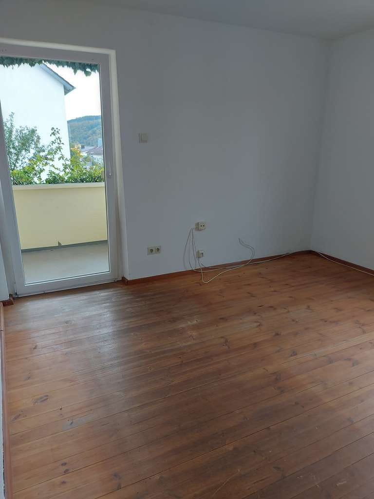 Immobilie in Riedenburg - Charmantes 2-Familienhaus mit schönem Ausblick und großzügigem Grundstück von Privat zu verkaufen - Bild 4