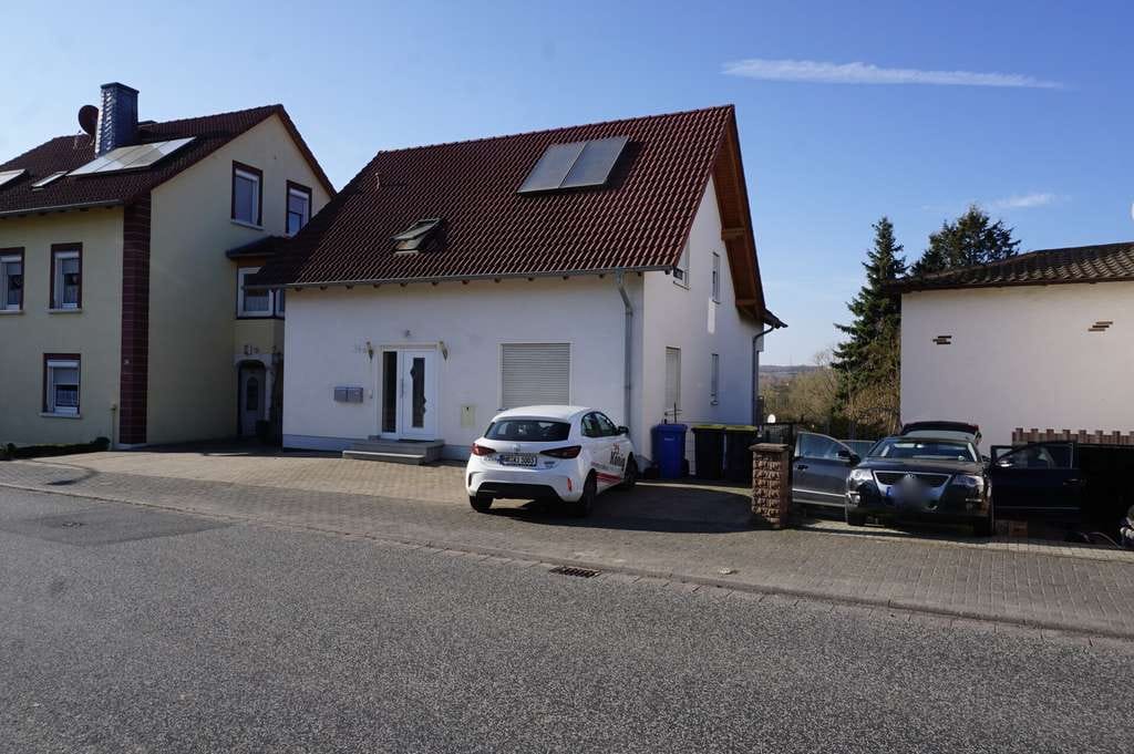 Immobilie in Felsberg - Mehrfamilienhaus für große Familien oder Investoren. Keine Käuferprovision! - Bild 1
