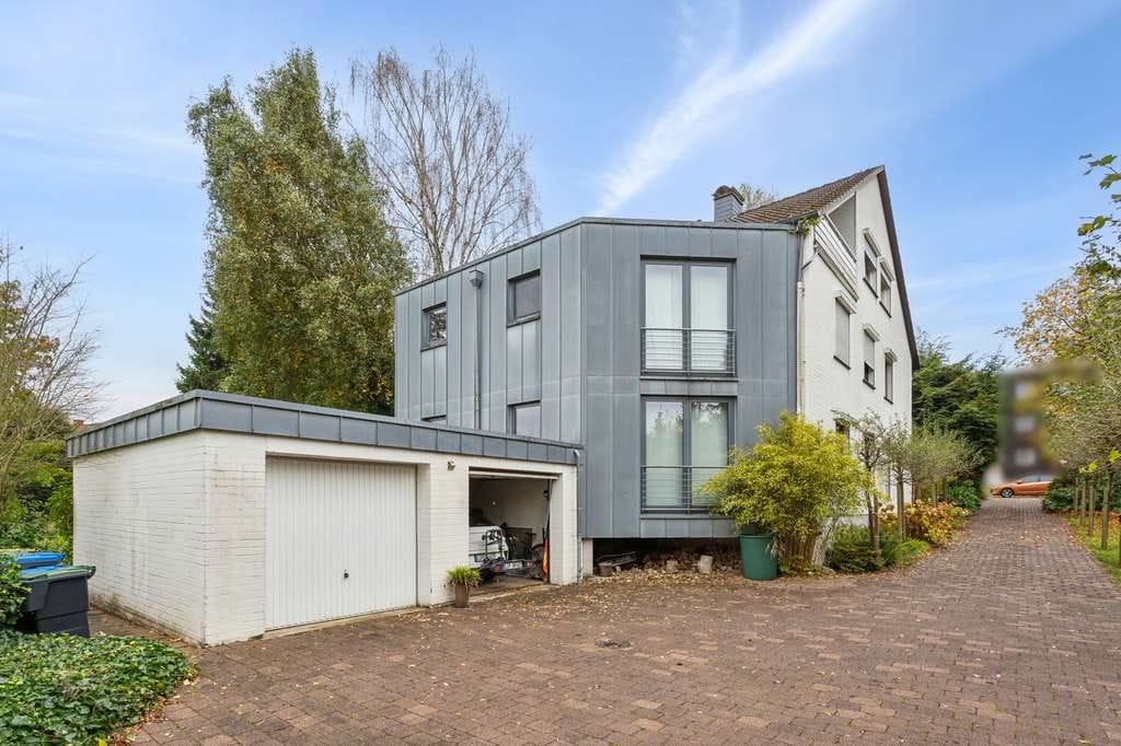 Immobilie in Extertal - 3-Parteien-Haus auf großem Grundstück mit Bebauungspotenzial - Bild 1
