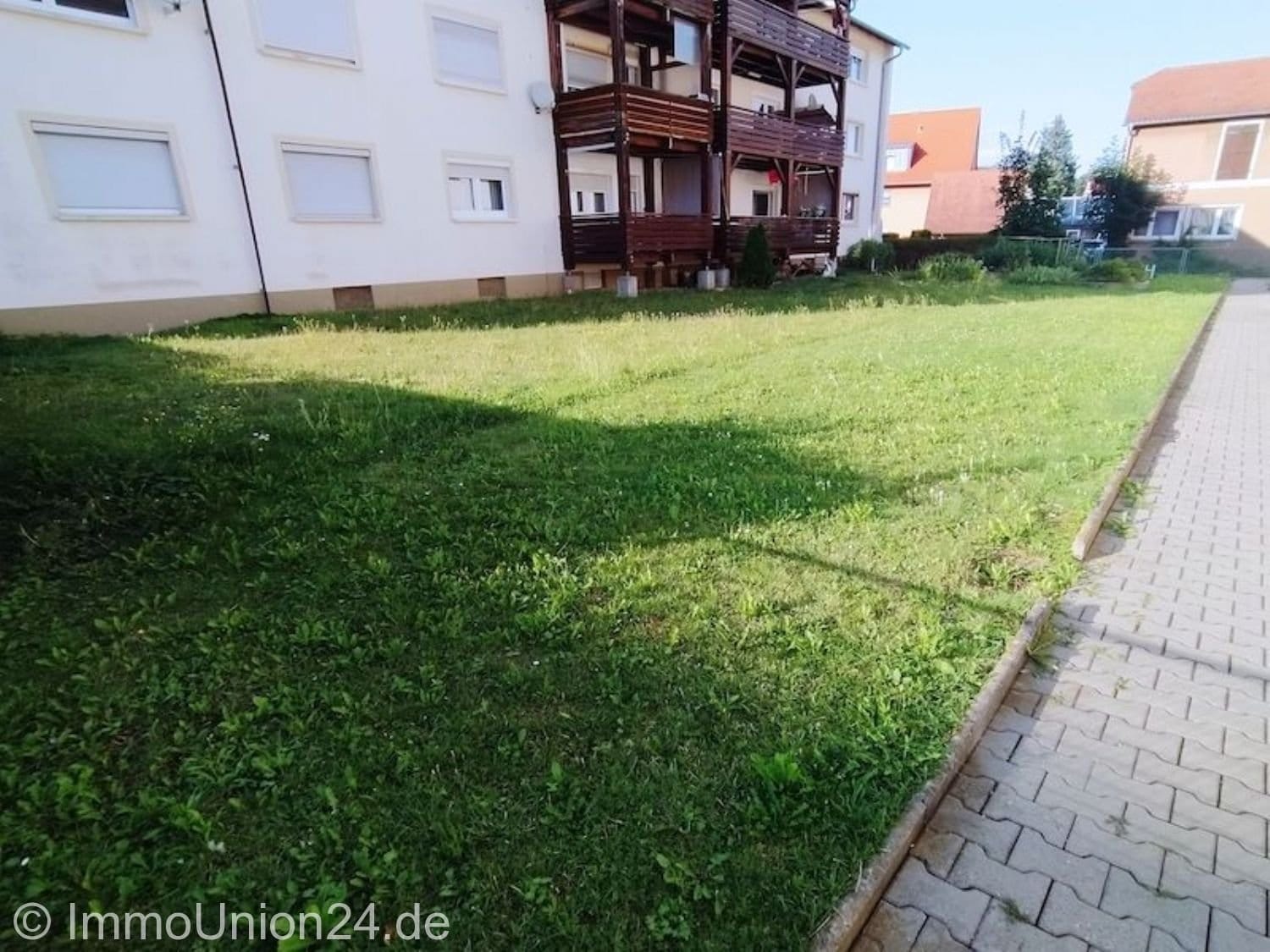 Immobilie in Bad Windsheim - 1.250,- EUR Mieteinnahme für 4,5 Zimmer 110 qm Wohnung mit wettergeschützten BALKON nahe Kurpark - Bild 4