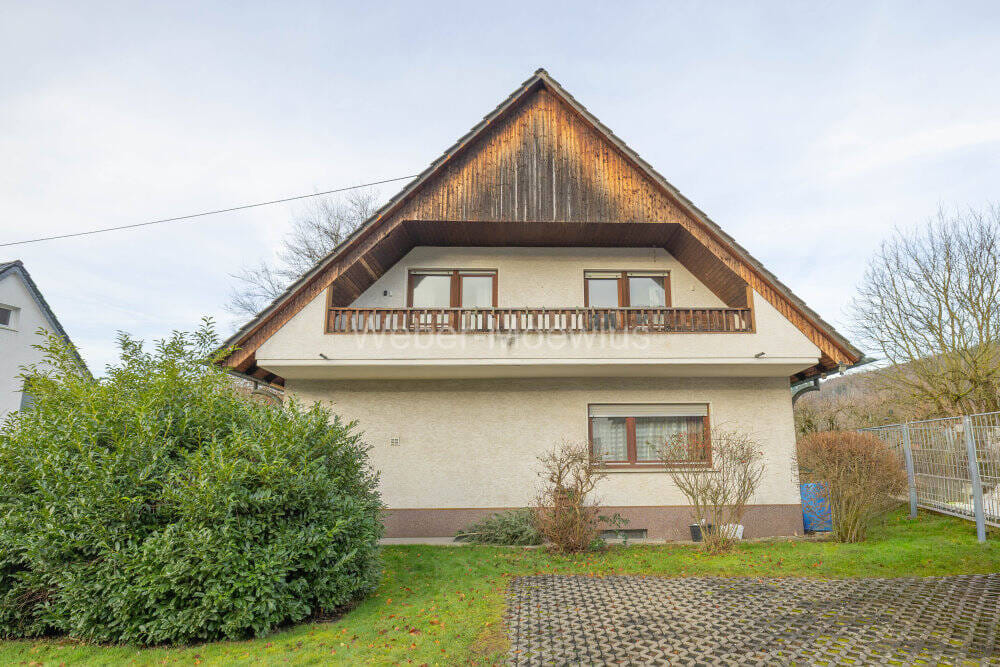 Immobilie in Windeck - Mehrfamilienhaus mit großem Garten, Terrasse und Garage - Bild 4