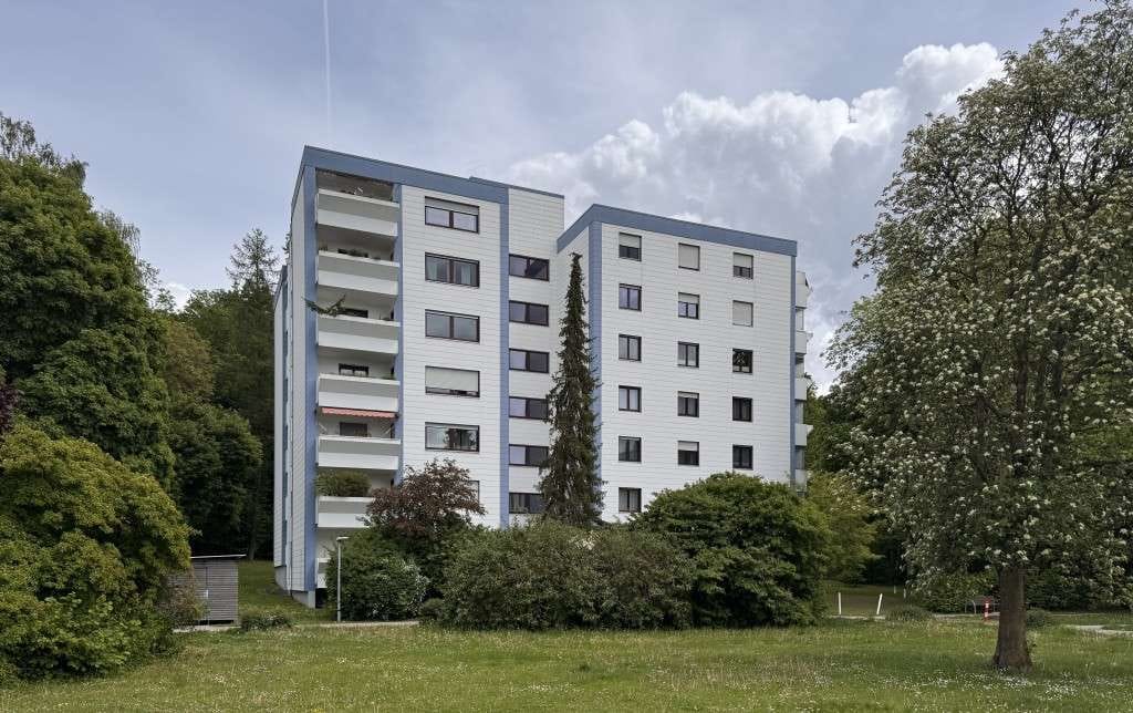 Immobilie in Poing - Wohnung mit Aussicht! Geräumige 2-Zimmer-Wohnung in ruhiger Lage / Poing - Bild 1