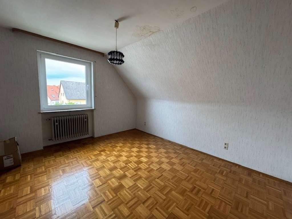 Immobilie in Baunach - Stadt Baunach: Großzügiges Zweifamilienwohnhaus in ruhiger Wohnlage - Bild 4