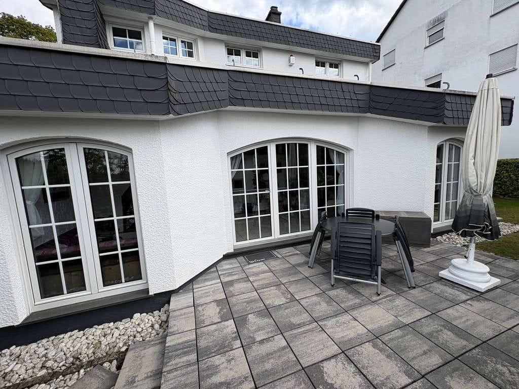 Immobilie in Urbar - Hochwertiges Haus in Ausblicklage Urbar - Bild 1