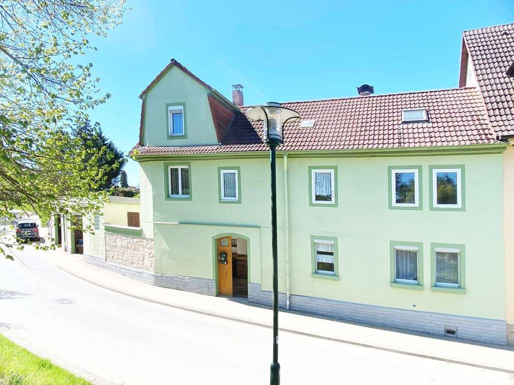Immobilie in Dornburg-Camburg - Sanierungsobjekt mit Charakter, Platz und großer Schrauber-Garage in Dorndorf-Steudnitz - Bild 1