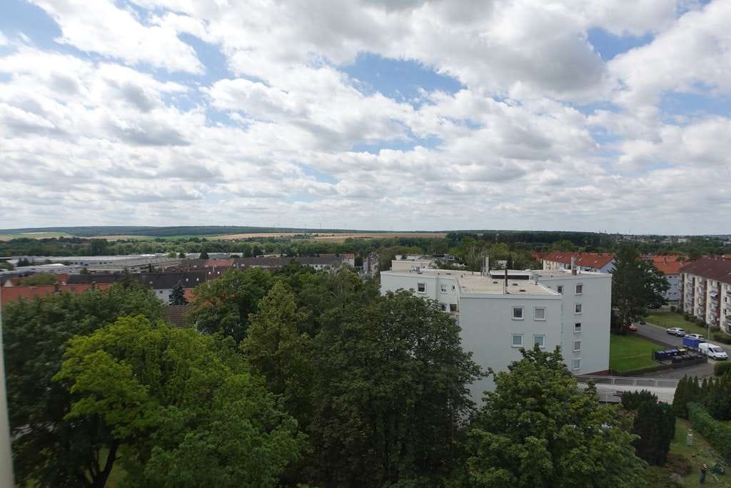 Immobilie in Wolfenbüttel - Gepflegte 2-Zimmer-ETW mit Weitblick – solide vermietete Kapitalanlage in Wolfenbüttel - Bild 2