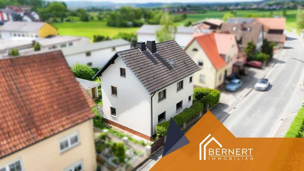 Immobilie in Michelau in Oberfranken - Perfektes Zuhause für Familien – viel Platz, Garten & Kachelofen - Bild 1