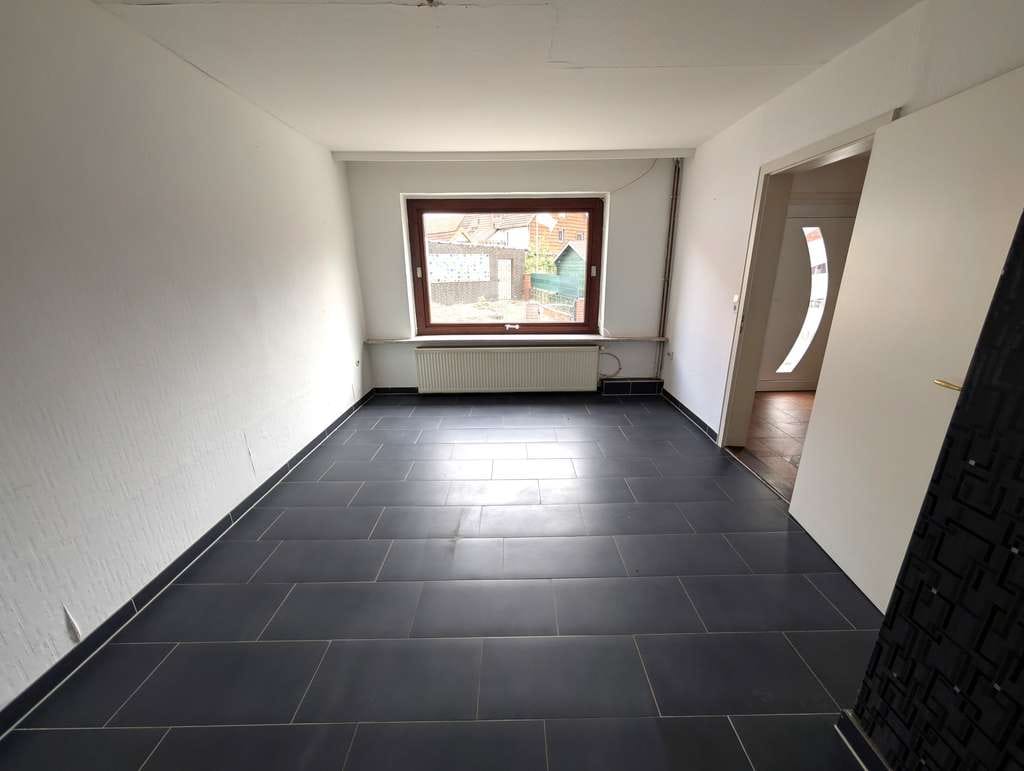 Immobilie in Schellerten - Sanierungsbedürftiges Reihenendhaus mit Potenzial! (MA-1020-51) - Bild 4