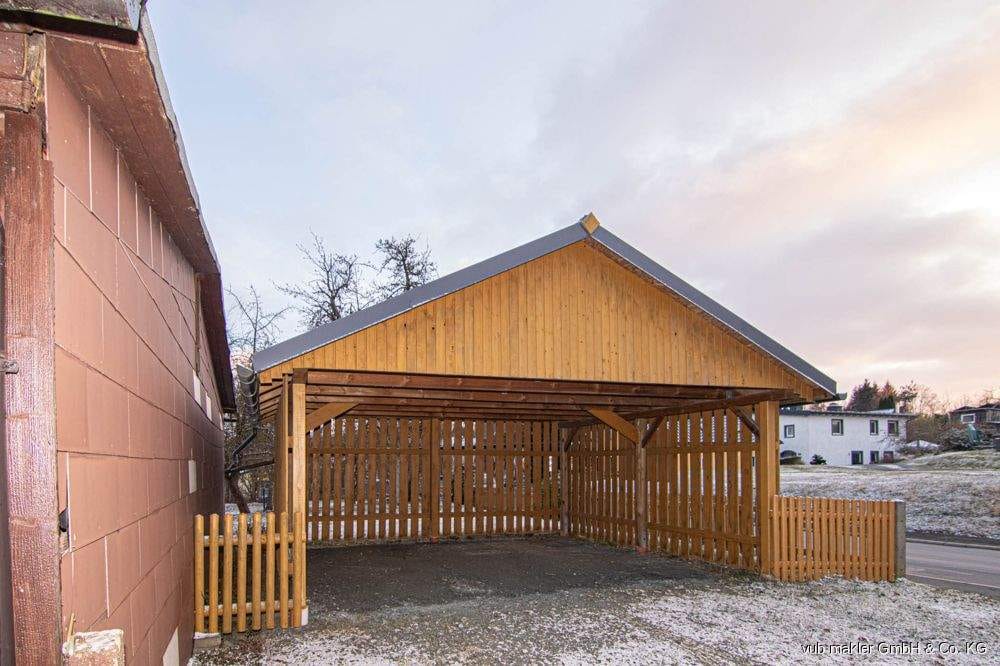 Immobilie in Konradsreuth - Familientraum auf 2.409 m²: Haus mit Scheune, Obstgarten,  und viel Potenzial - Bild 3