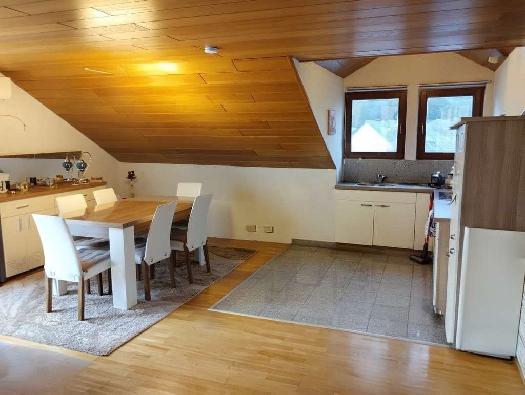 Immobilie in Mühlhausen-Ehingen - 2,5-Zimmer-Dachgeschosswohnung in Mühlhausen-Ehingen - Bild 0