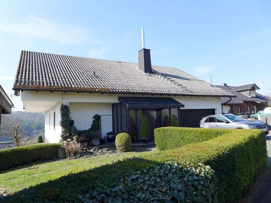 Immobilie in Bischoffen - Großzügig und elegant wohnen in TOP-Lage - Bild 1
