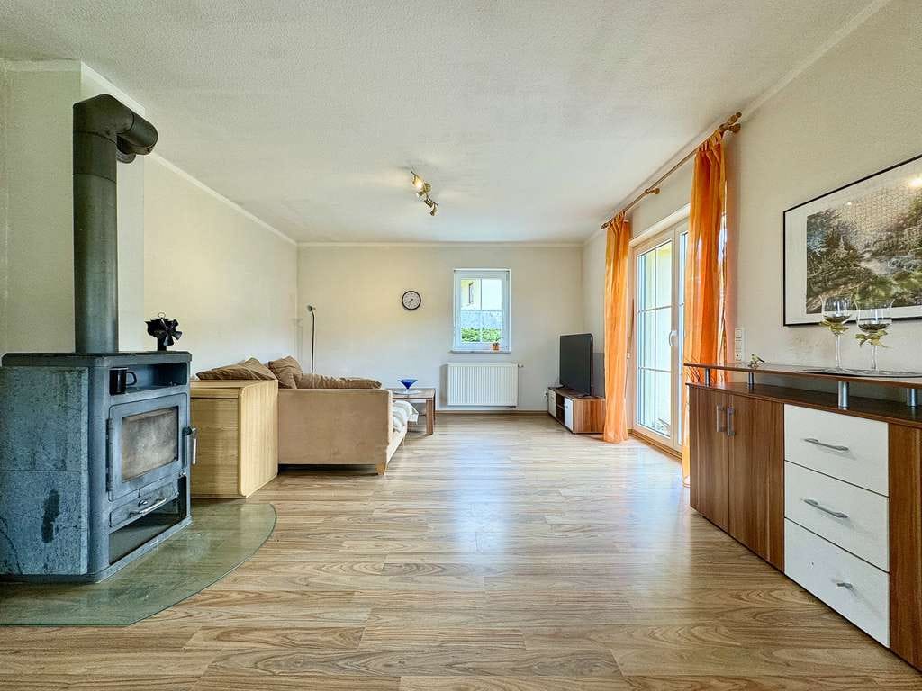 Immobilie in Altenkunstadt - Tolles Wohnhaus mit großen Garten in traumhafter Lage von Altenkunstadt OT - Bild 1