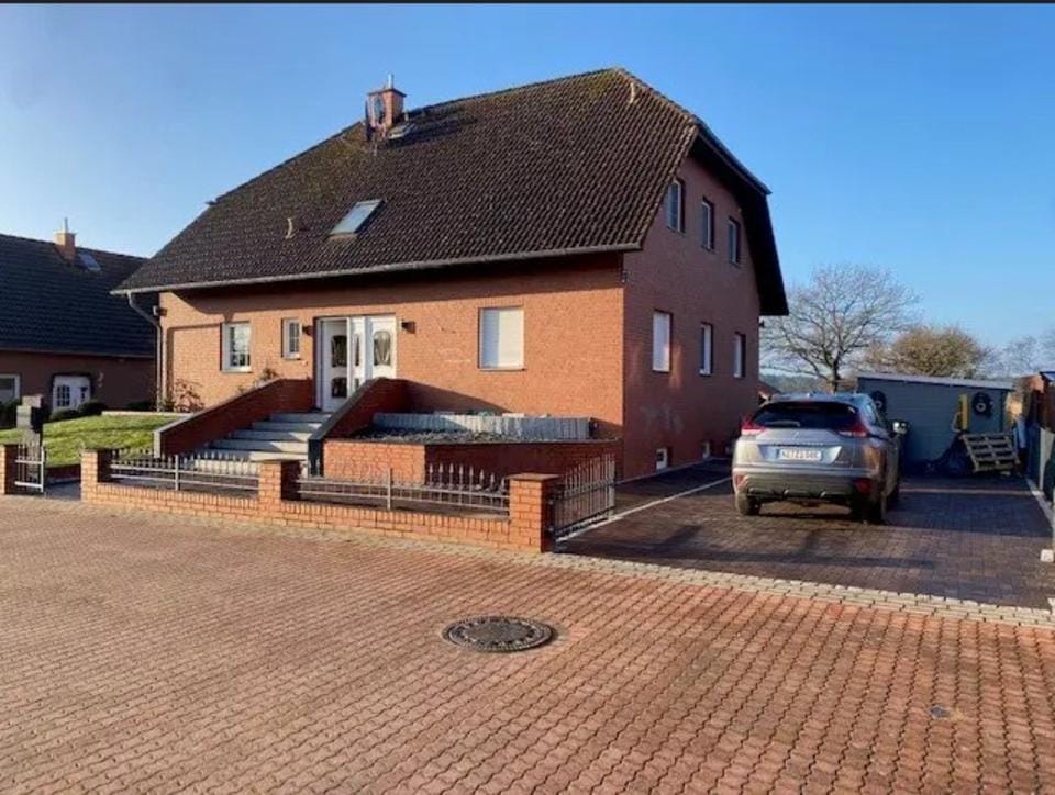 Immobilie in Rehburg-Loccum - Ein bis Zweifamilienhaus, für die Große Familie - Bild 0
