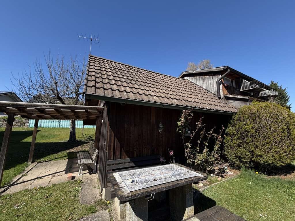 Immobilie in Oberrot - GROSSZÜGIGES FAMILIENIDYLL MIT WEITLÄUFIGEM GARTEN UND VIEL POTENZIAL! - Bild 3