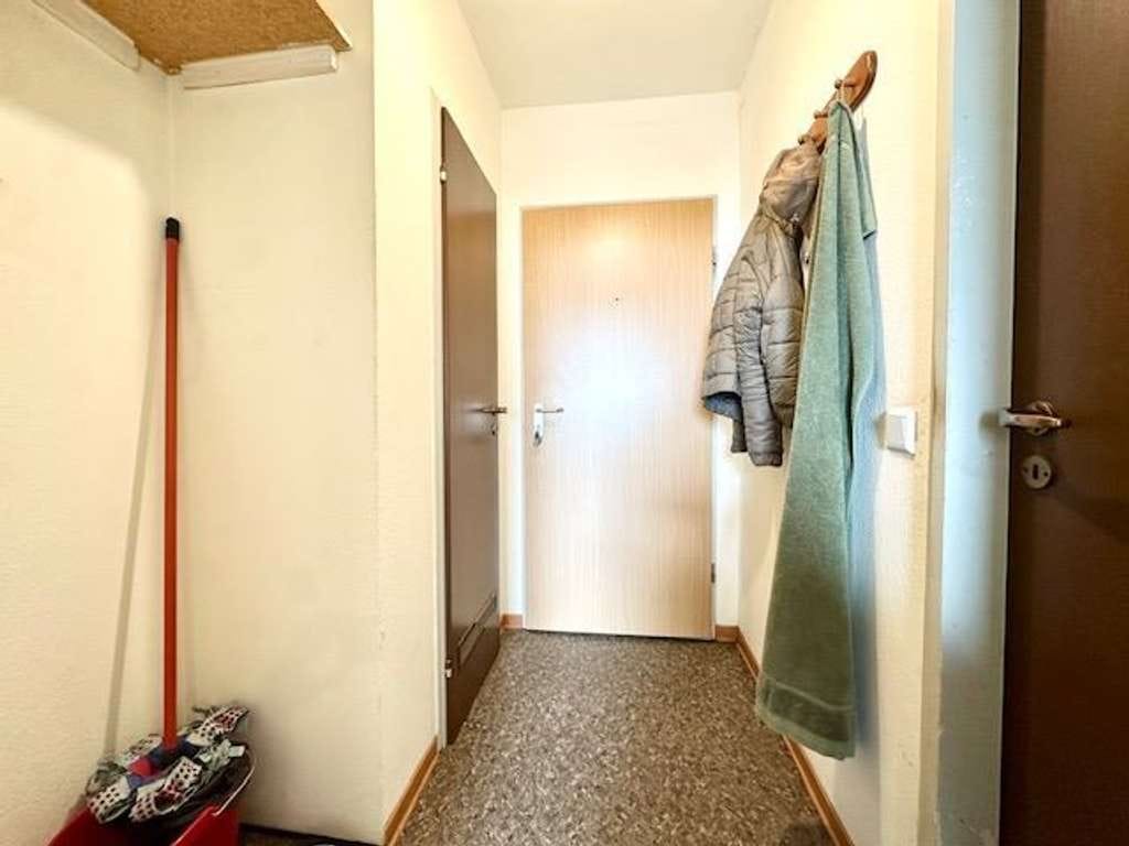Immobilie in Dietzenbach - Gepflegte 1-Zimmer-Wohnung mit großer Loggia & Stellplatz in Dietzenbach-Mitte - Bild 1