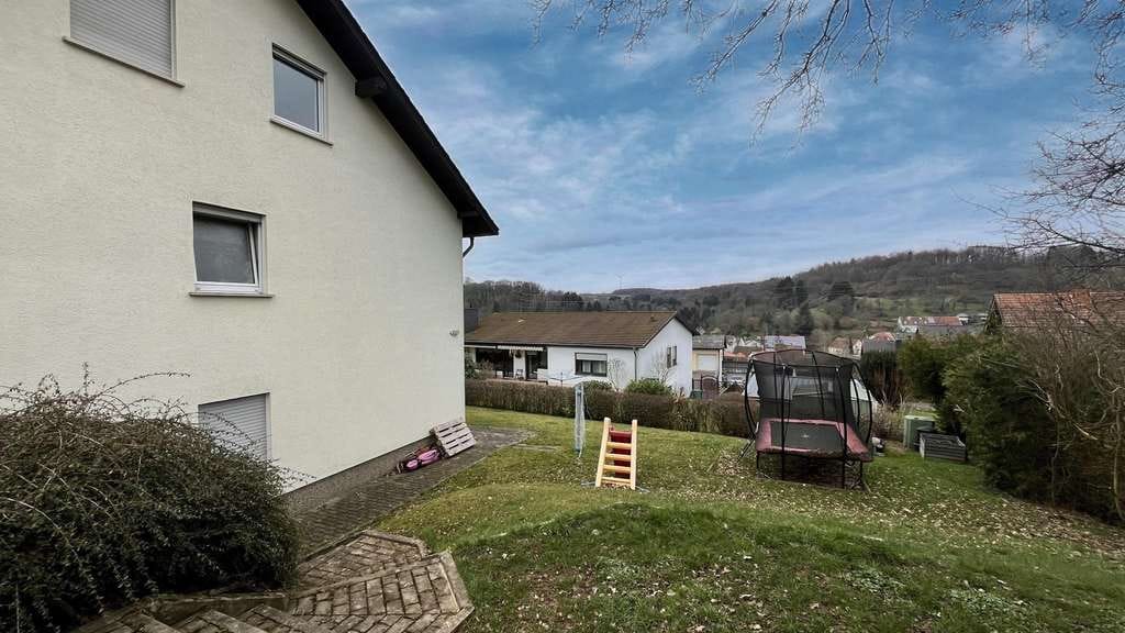 Immobilie in Marpingen - 3FH in schöner Lage von Marpingen-Berschweiler - Bild 2